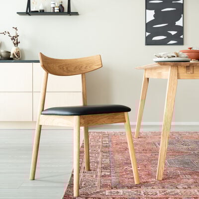 2kpl Ahde tuoli öljytty tammi, musta PU-istuin, asiakaspalautus